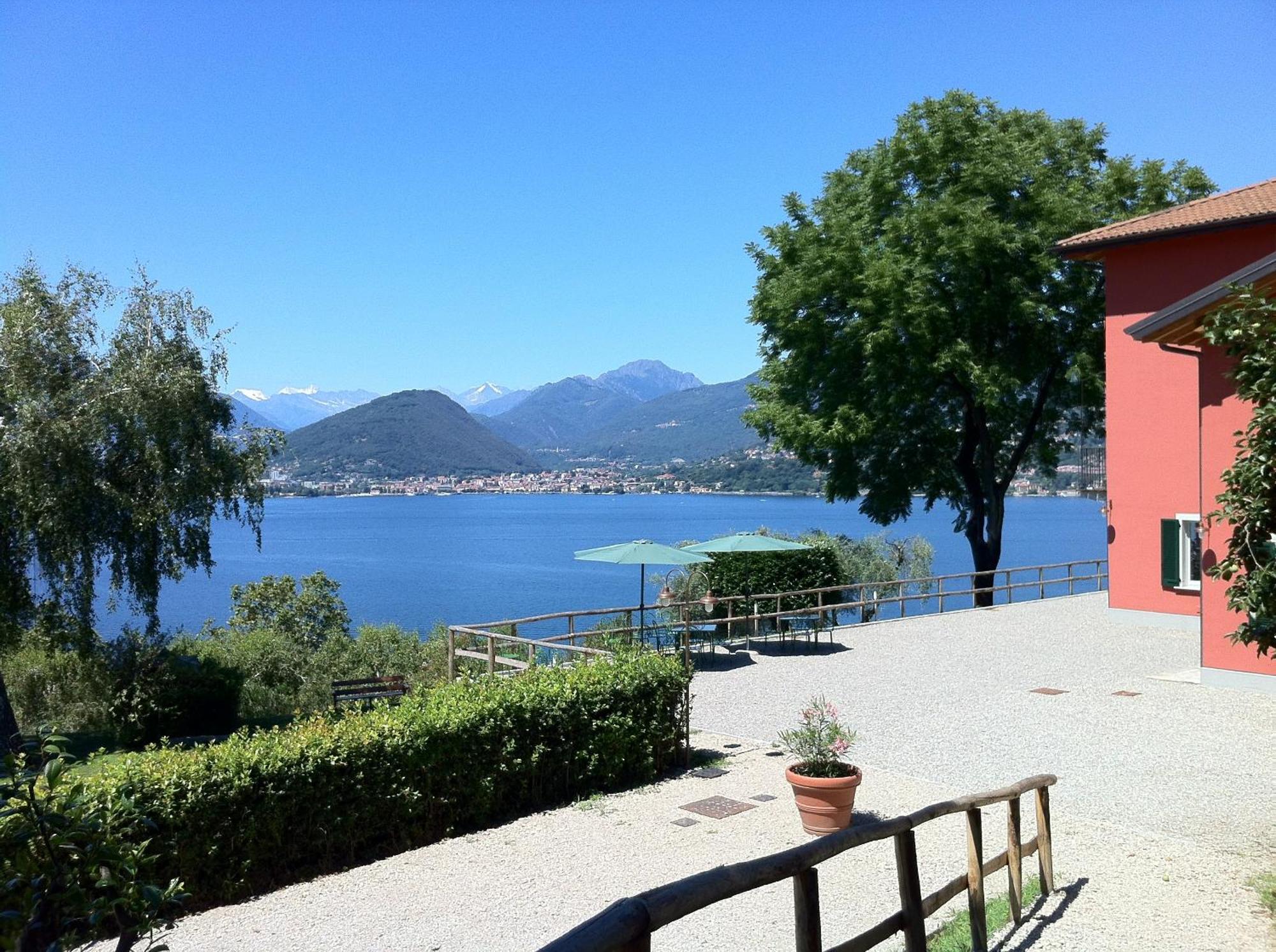 Locanda Pozzetto Laveno-Mombello Exterior foto
