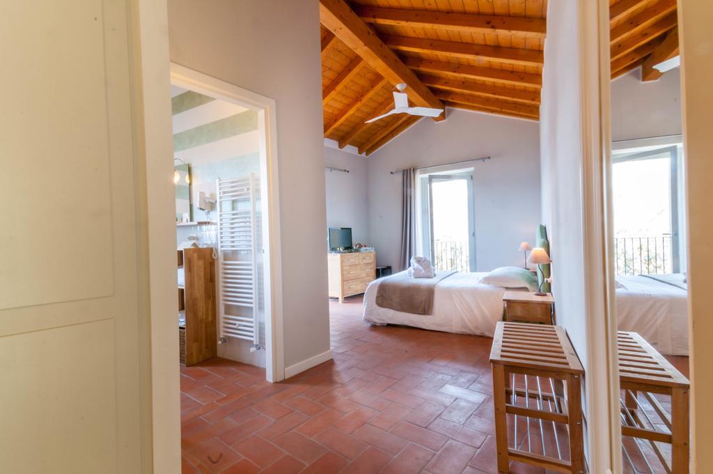 Locanda Pozzetto Laveno-Mombello Habitación foto